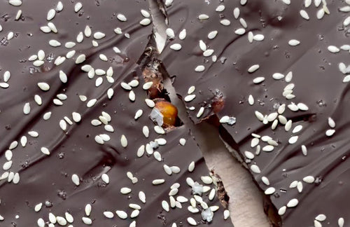 Recipe: Mānuka Honey, Chickpea & Sesame Chocolate Bark
